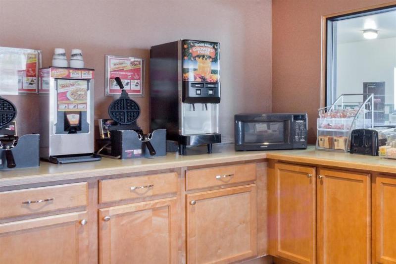 Super 8 By Wyndham Cloverdale Wine Country Luaran gambar
